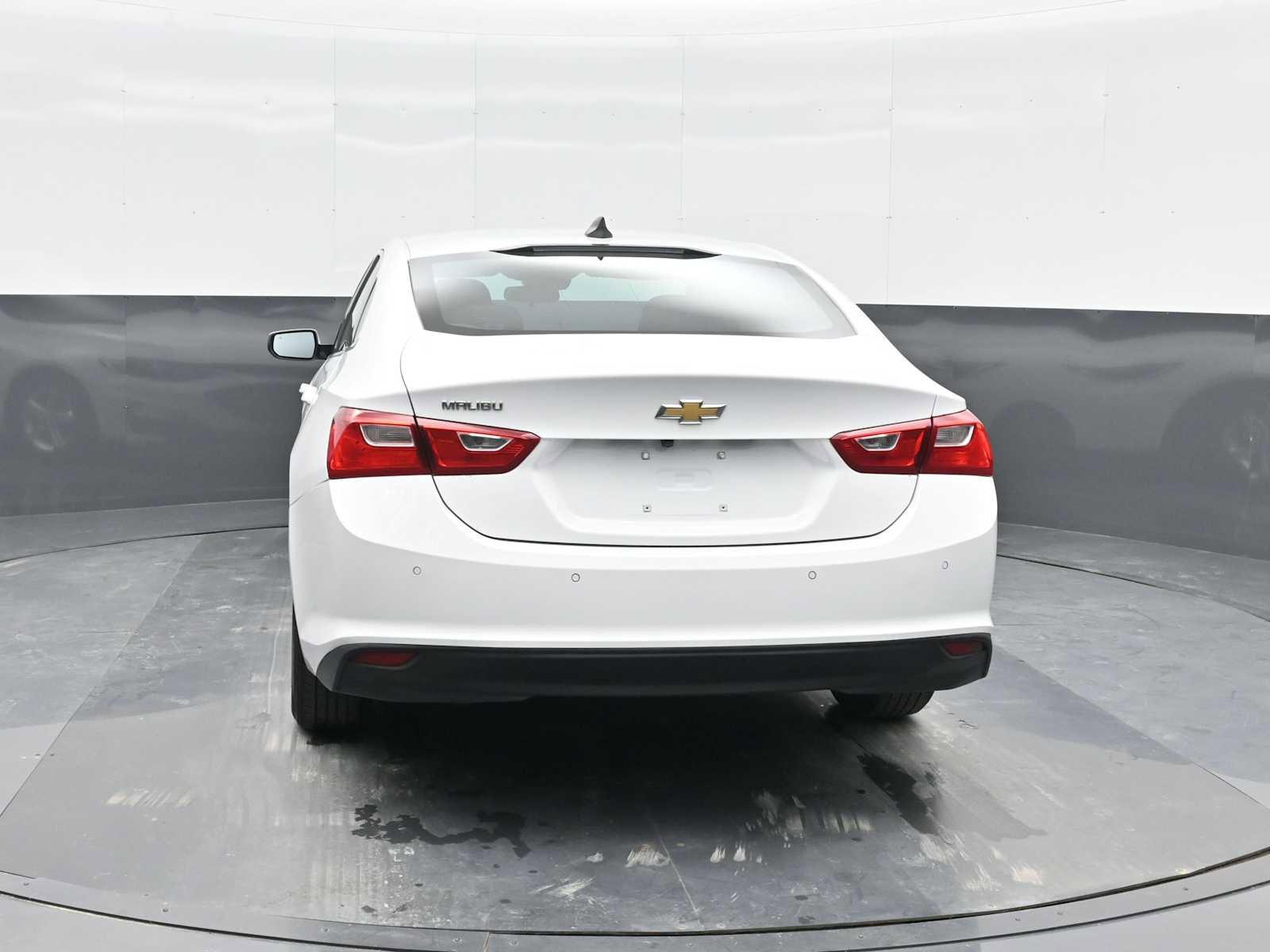 Used 2022 Chevrolet Malibu LS w/ Driver Confidence Package II image 7