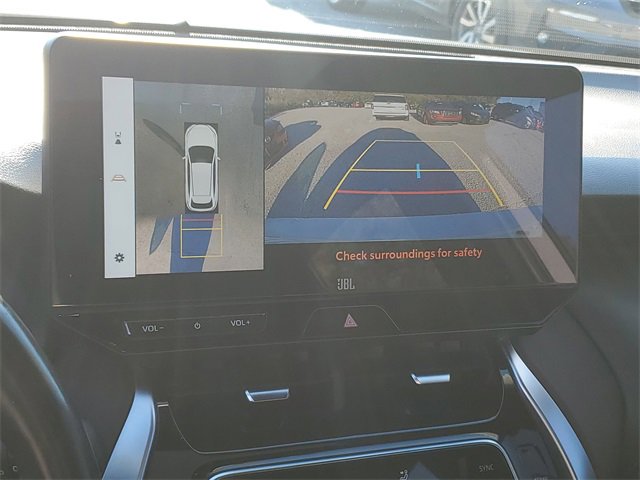 Used 2024 Toyota Venza Limited image 20