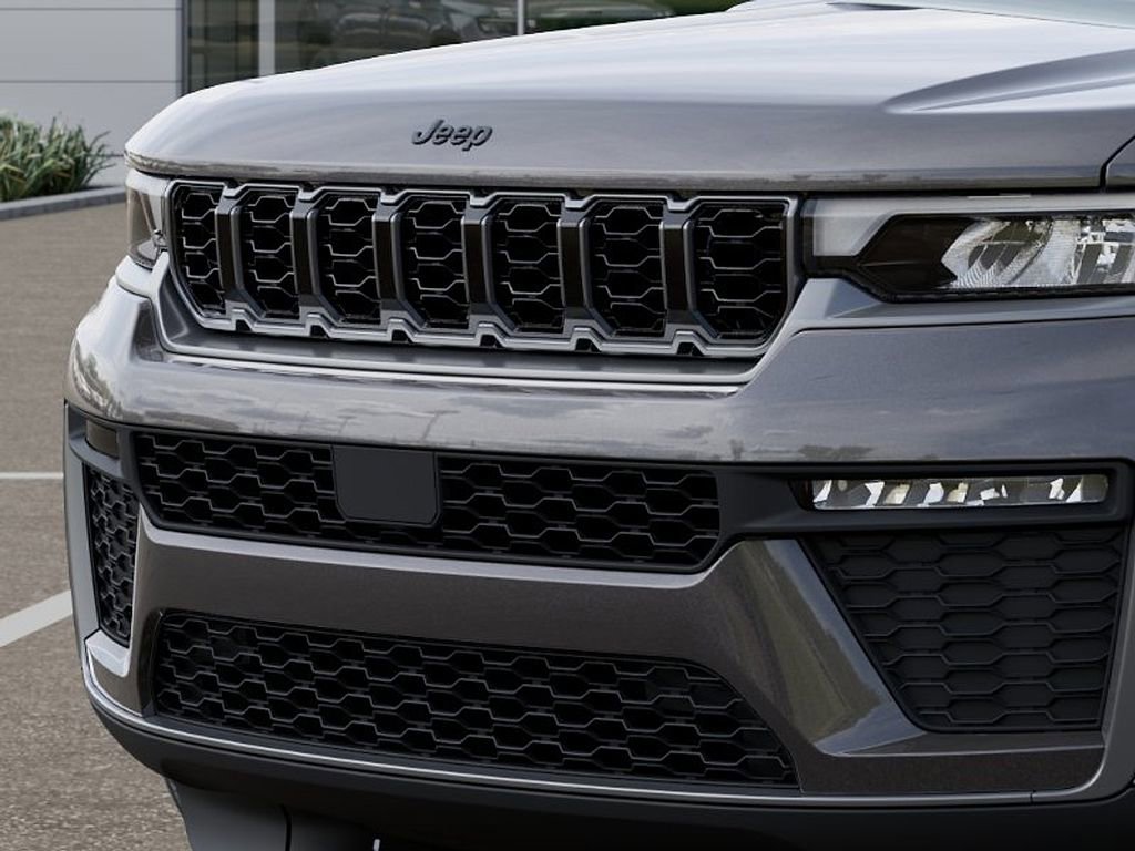 New 2026 Jeep Grand Cherokee L Limited image 11