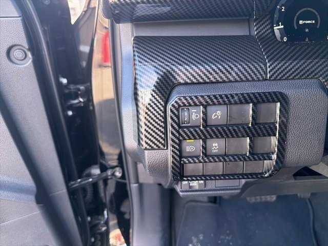 Used 2025 Toyota Tacoma TRD Off-Road image 13