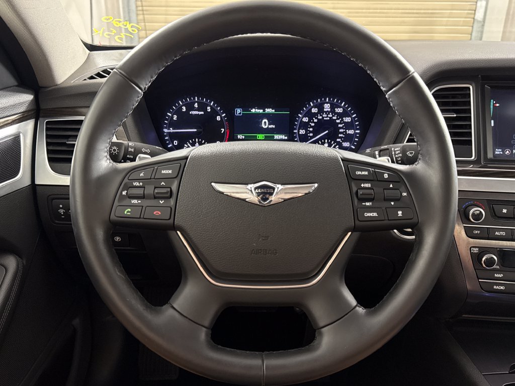 Used 2020 Genesis G80 3.8 RWD image 15