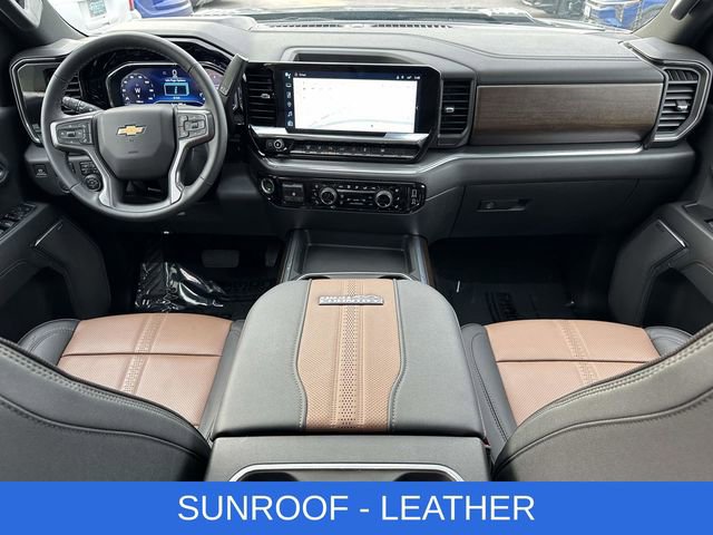 Used 2025 Chevrolet Silverado 3500 High Country w/ High Country Premium Package image 2