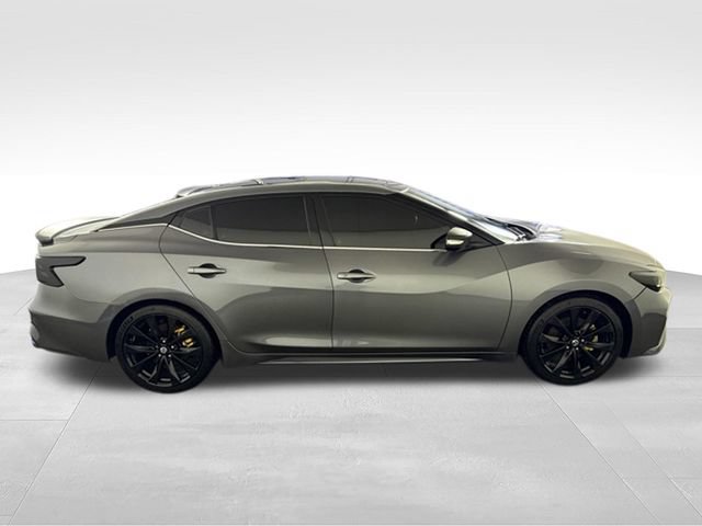 Used 2020 Nissan Maxima SR w/ Sport Mat Group FWD image 10