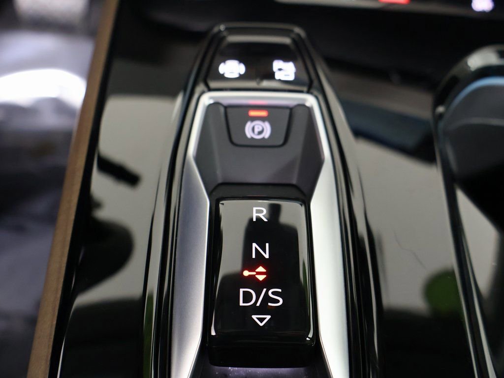 Used 2025 Audi A5 2.0T Premium Plus Sedan w/ Premium Plus image 4