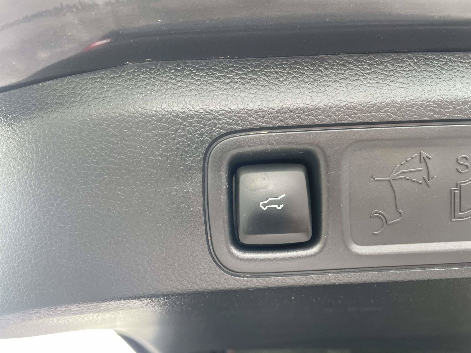 Used 2024 Ford Expedition XLT RWD image 19