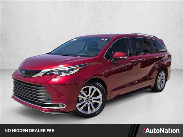 Certified 2023 Toyota Sienna Platinum FWD image 1