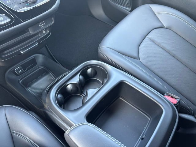 New 2026 Chrysler Pacifica Select image 24