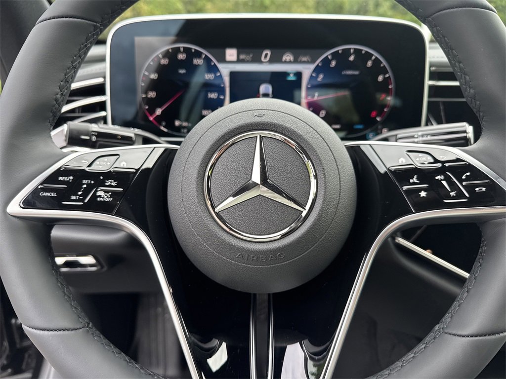 New 2026 Mercedes-Benz E 350 4MATIC Sedan image 19