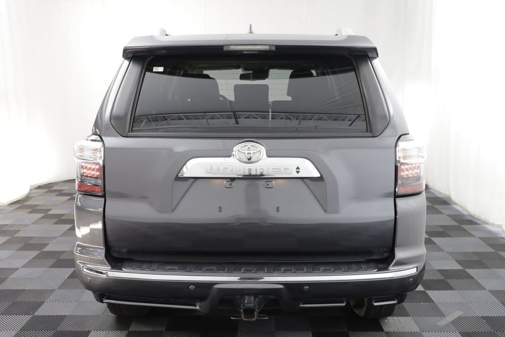 Used 2023 Toyota 4Runner Limited AWD/4WD image 18