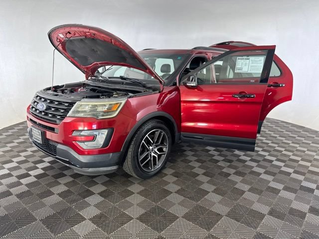 Used 2016 Ford Explorer Sport w/ Equipment Group 401A AWD/4WD image 10