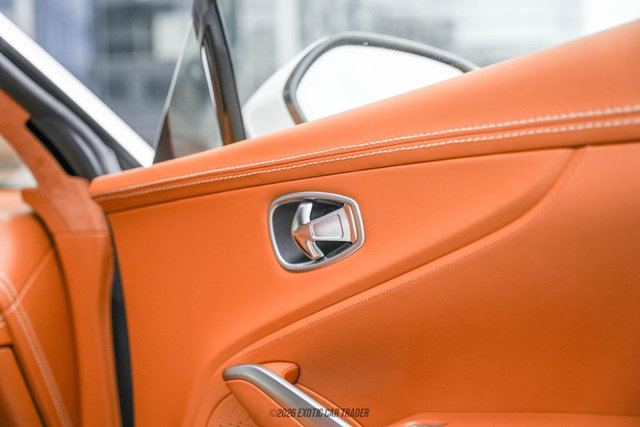 Used 2021 Aston Martin DBX image 51