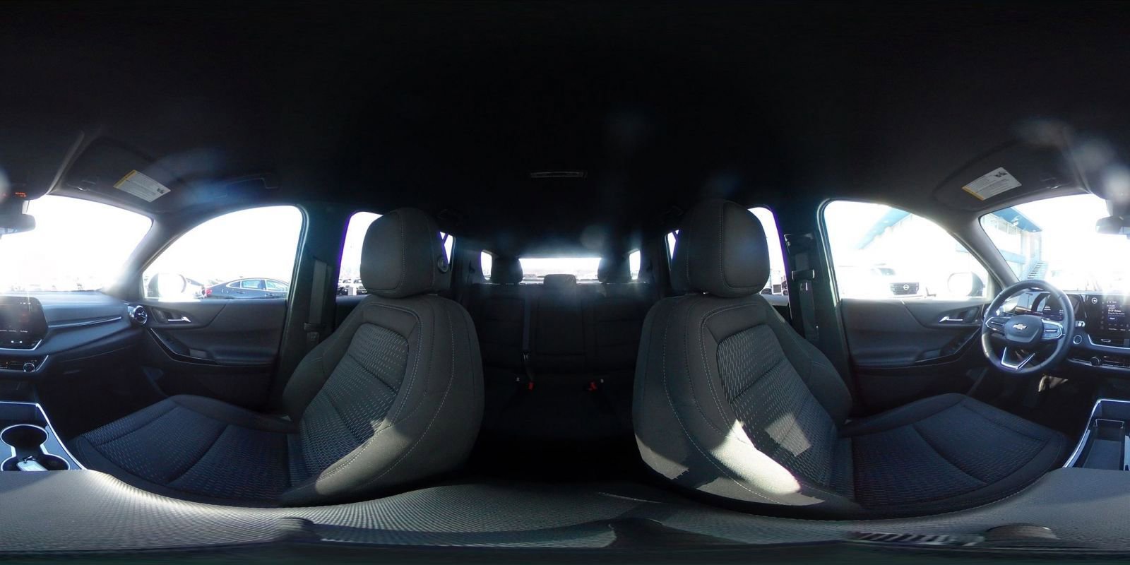 Used 2025 Chevrolet Equinox LT image 41