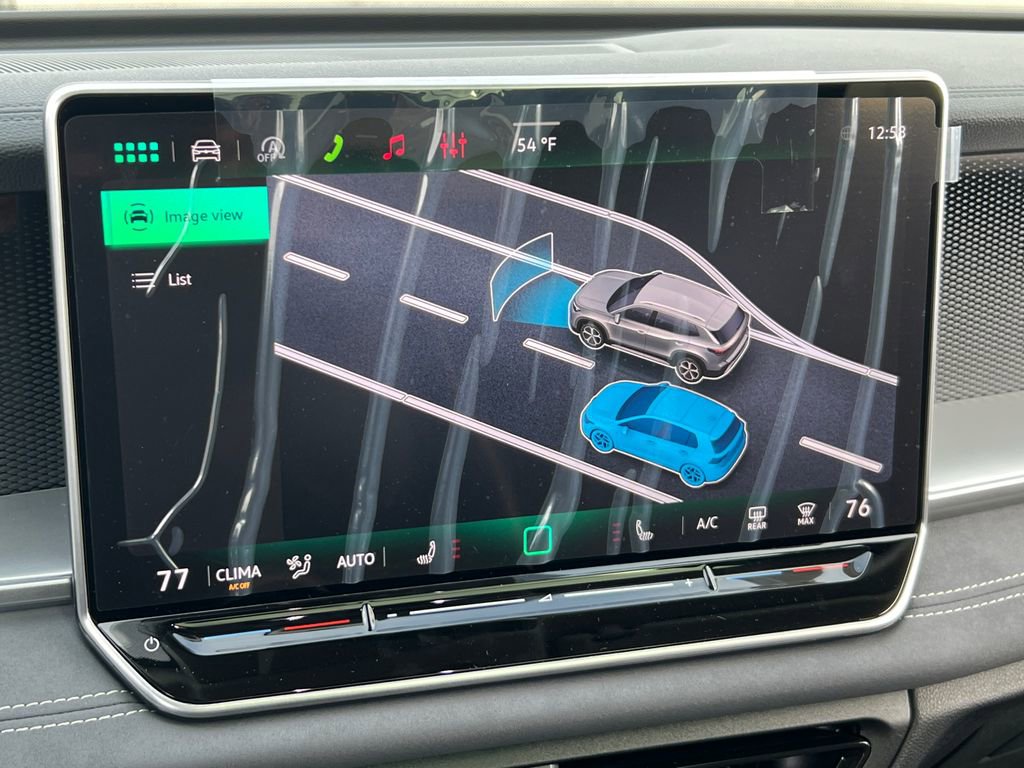 New 2026 Volkswagen Tiguan SE image 27