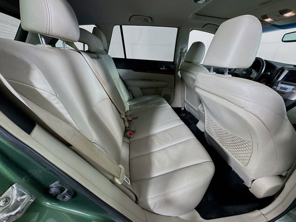 Used 2011 Subaru Outback 2.5i Limited image 33