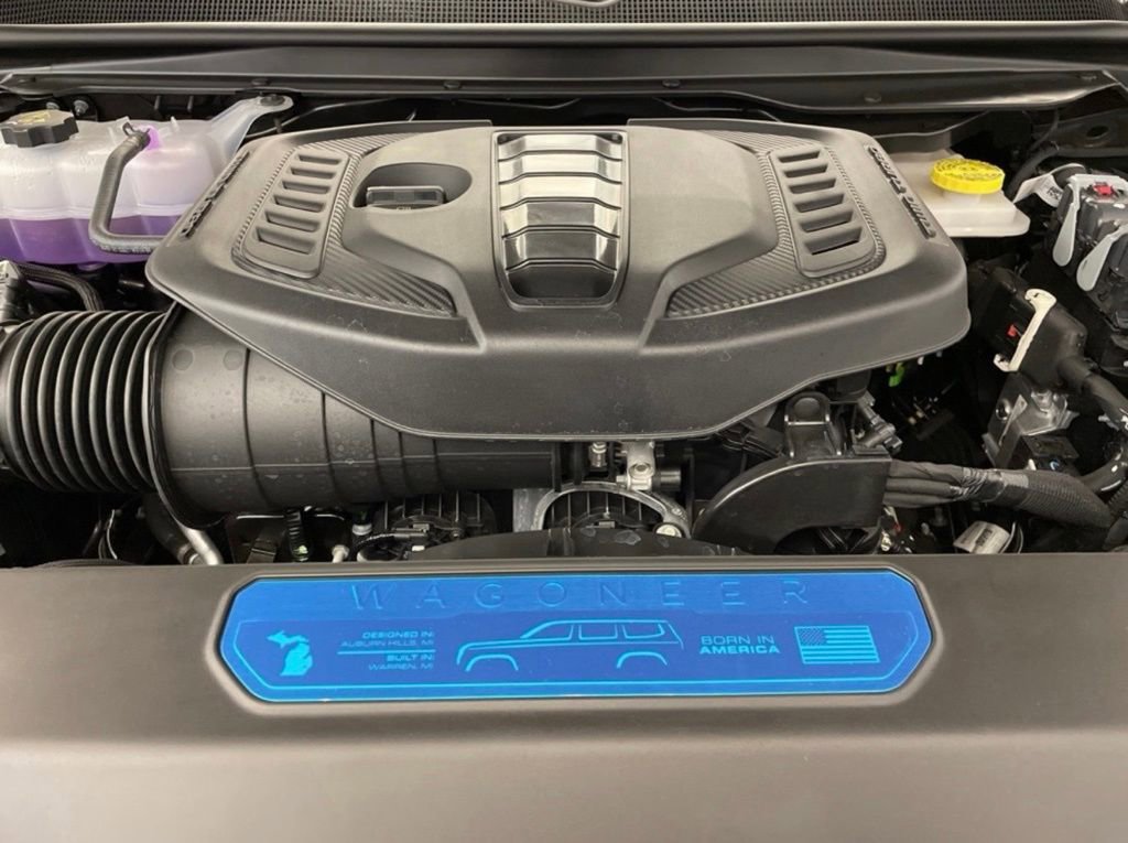 New 2025 Jeep Wagoneer 4WD w/ Premium Group I image 23