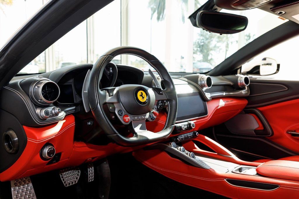 Used 2019 Ferrari GTC4Lusso image 27