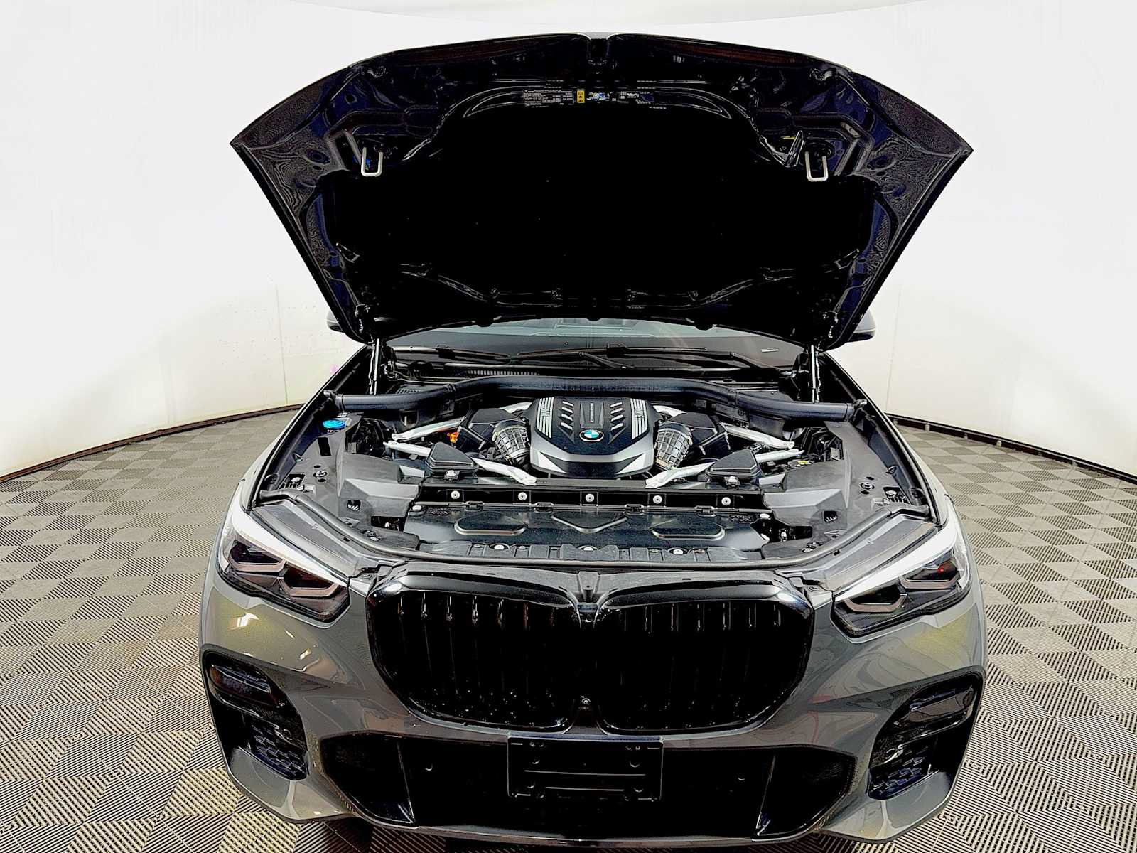 Certified 2023 BMW X5 M50i w/ Climate Comfort Package AWD/4WD image 31