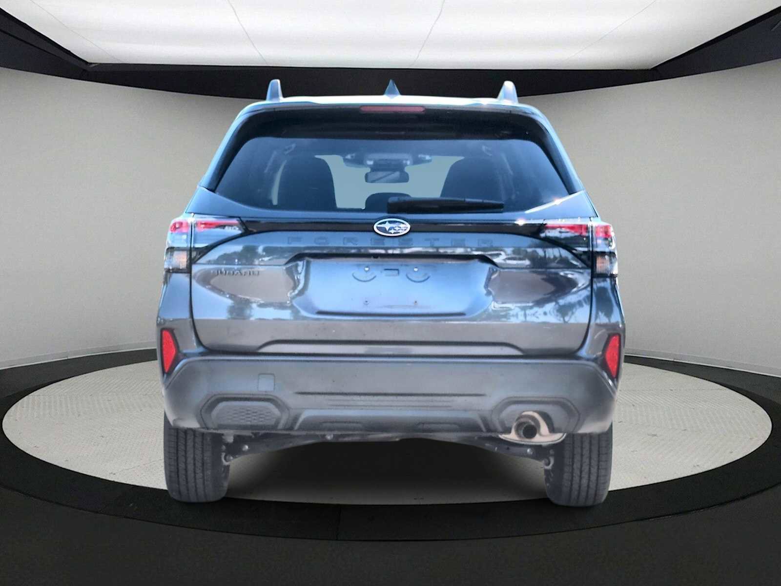 Used 2026 Subaru Forester Premium AWD/4WD image 7