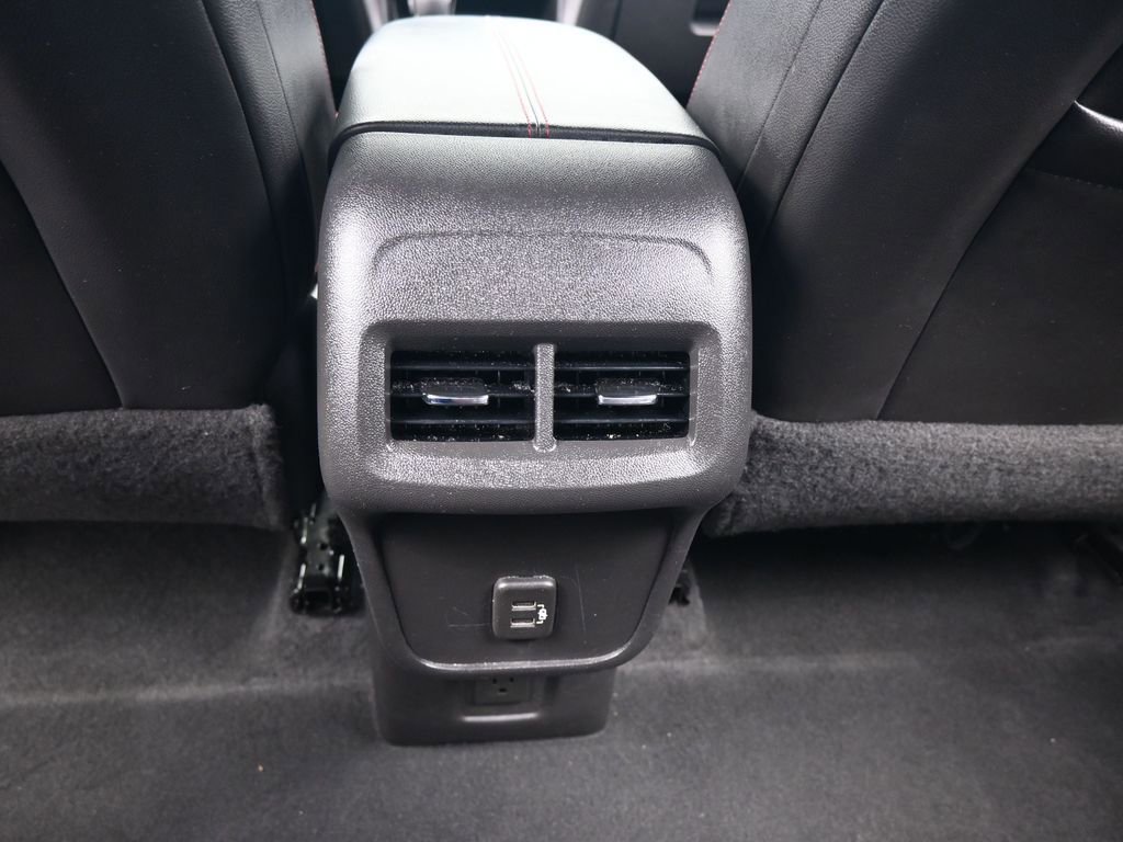 Used 2022 Chevrolet Equinox RS w/ RS Leather Package image 45