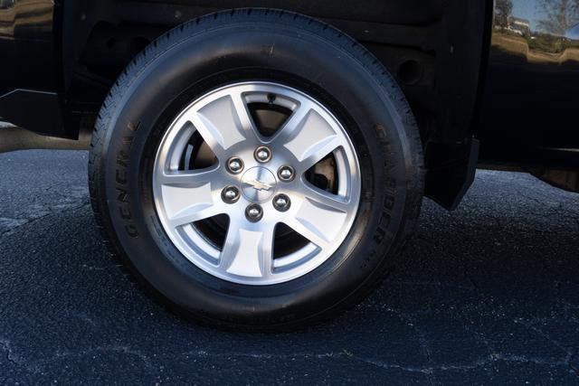 Used 2018 Chevrolet Silverado 1500 LT w/ All Star Edition image 41