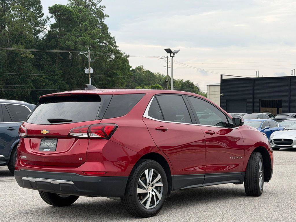 Used 2024 Chevrolet Equinox LT FWD image 4