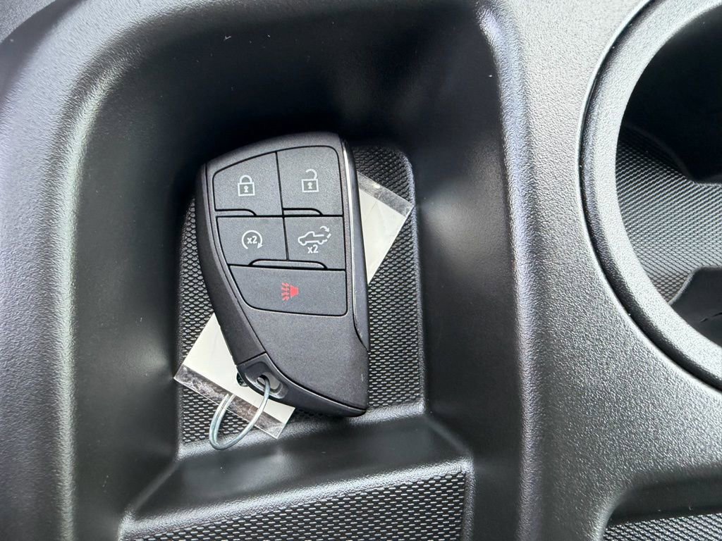 Used 2025 Chevrolet Silverado 2500 Custom w/ Custom Value Package image 7