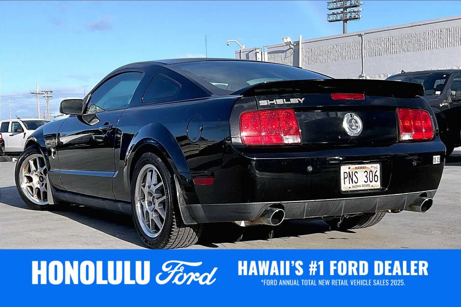 Used 2007 Ford Mustang Shelby GT500 RWD image 4