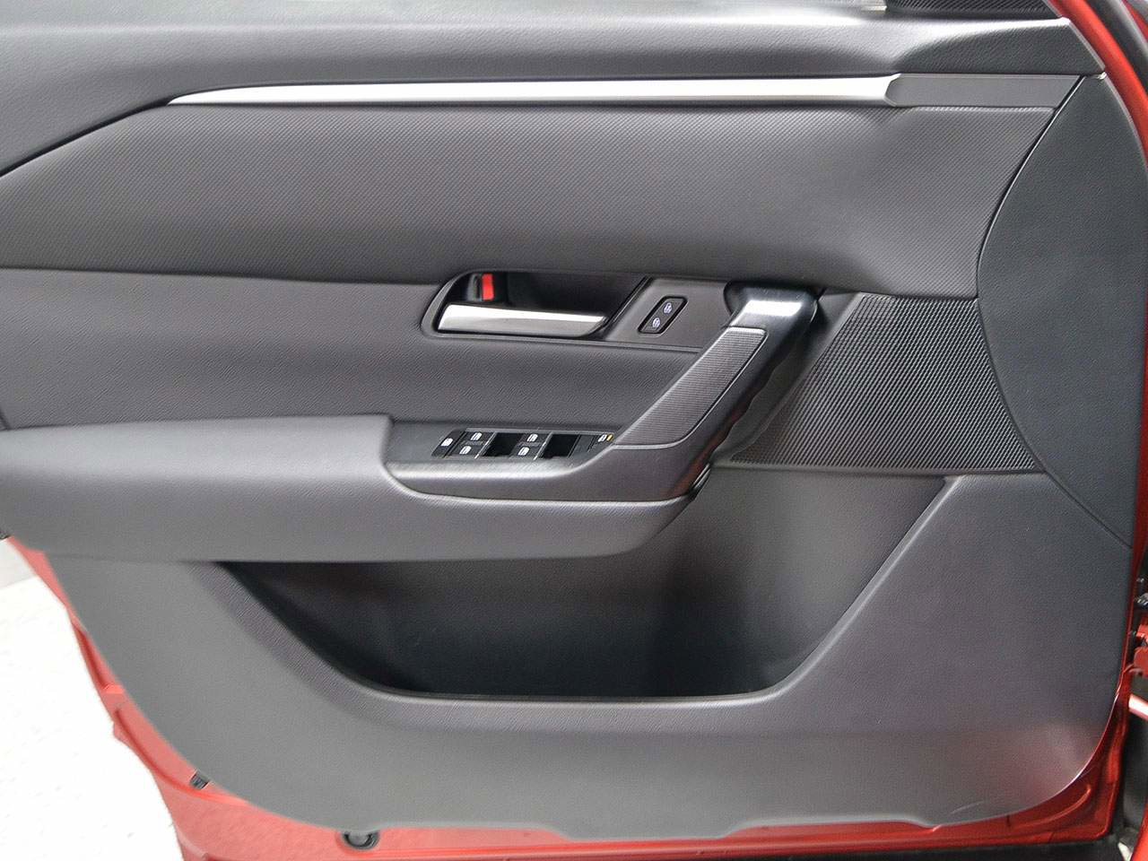 Used 2025 MAZDA CX-50 2.5 Hybrid w/ Cargo Package image 6