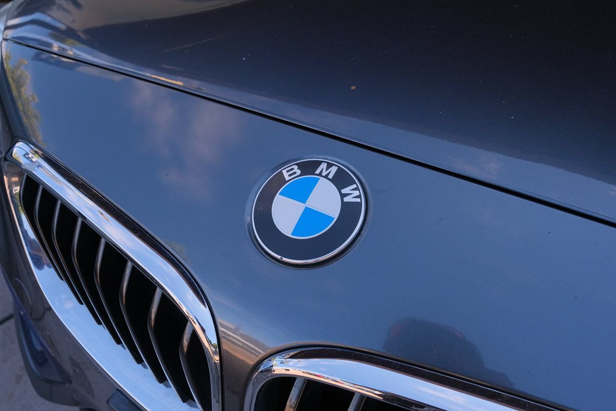 Used 2019 BMW 230i Coupe w/ Premium Package RWD image 38