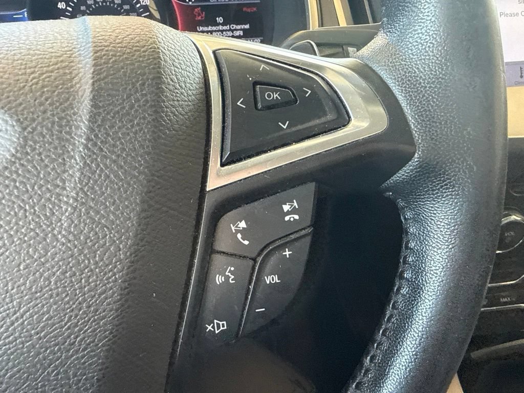 Used 2016 Ford Edge SEL w/ Equipment Group 201A AWD/4WD image 17