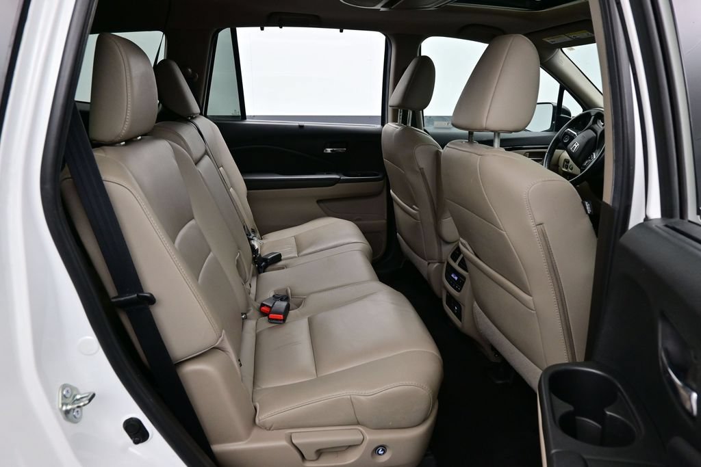 Used 2021 Honda Pilot Touring image 35