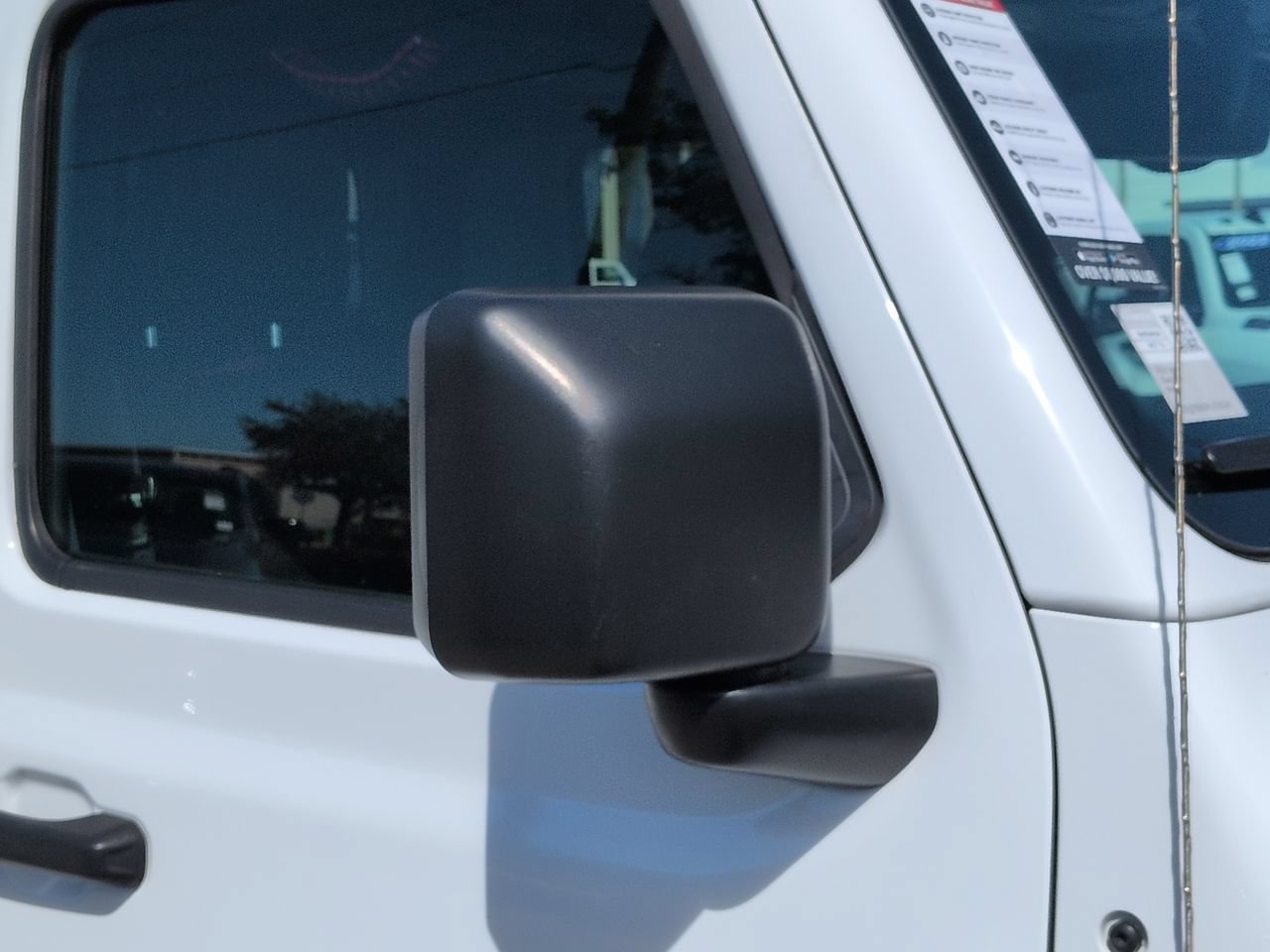 Used 2023 Jeep Gladiator Rubicon w/ Trailer Tow Package AWD/4WD image 12