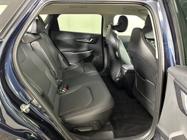 Used 2023 Kia EV6 Wind image 27