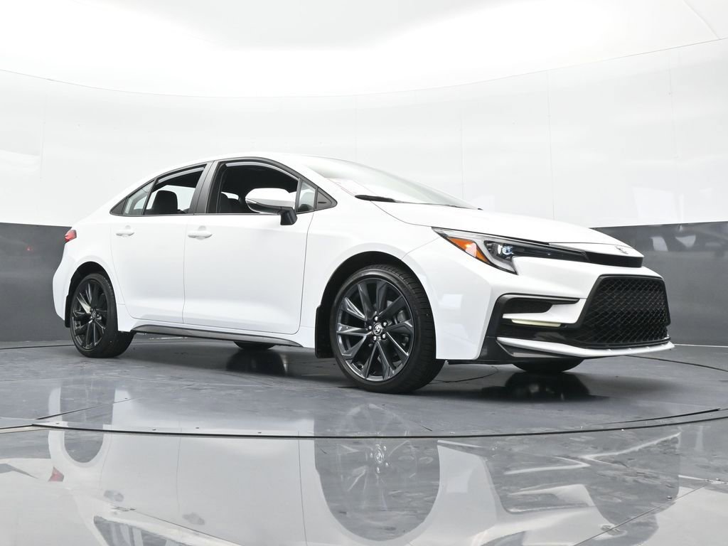 Used 2024 Toyota Corolla SE image 56