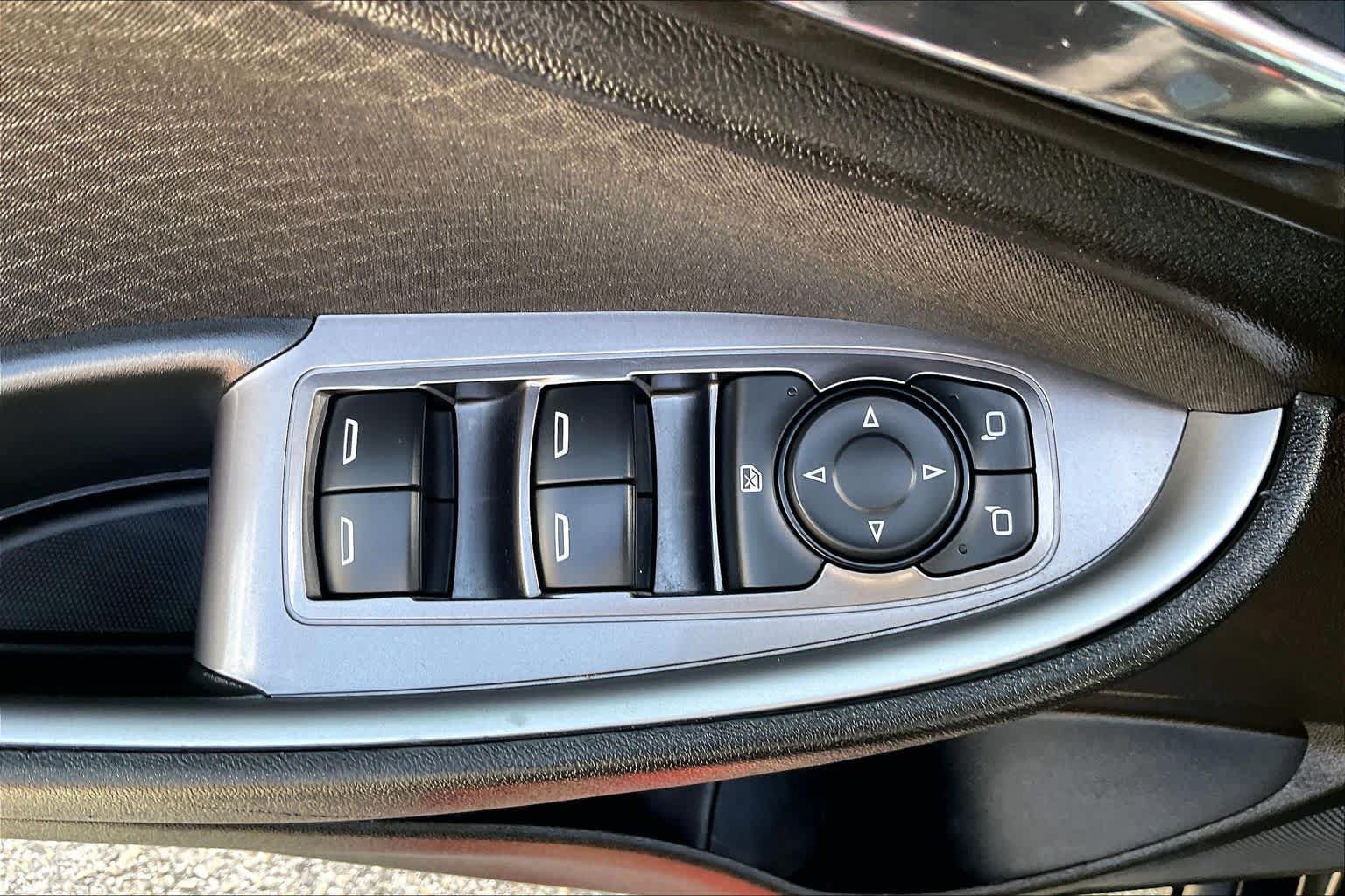 Used 2024 Chevrolet Malibu LS FWD image 31