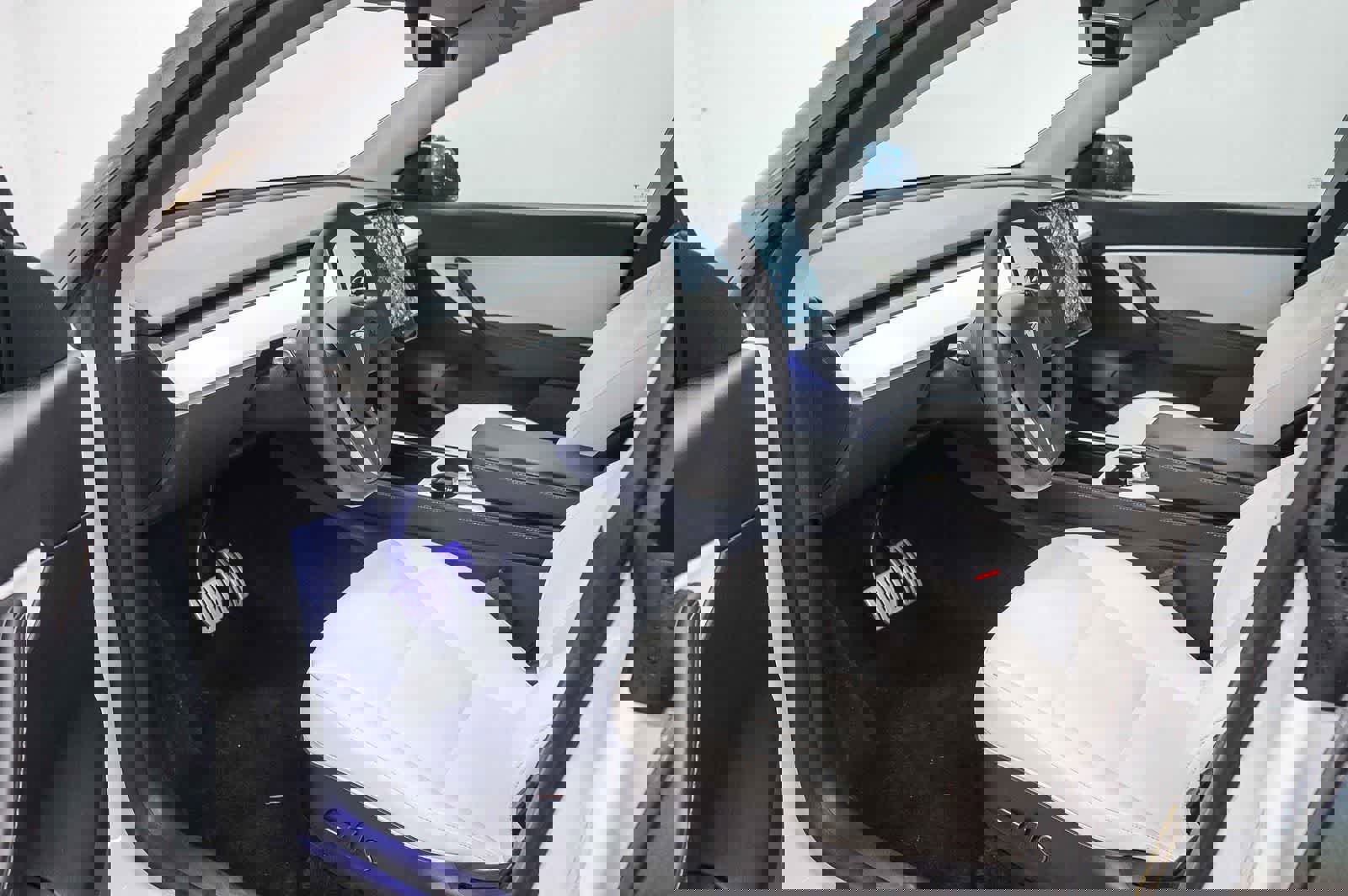 Used 2021 Tesla Model Y Performance image 17