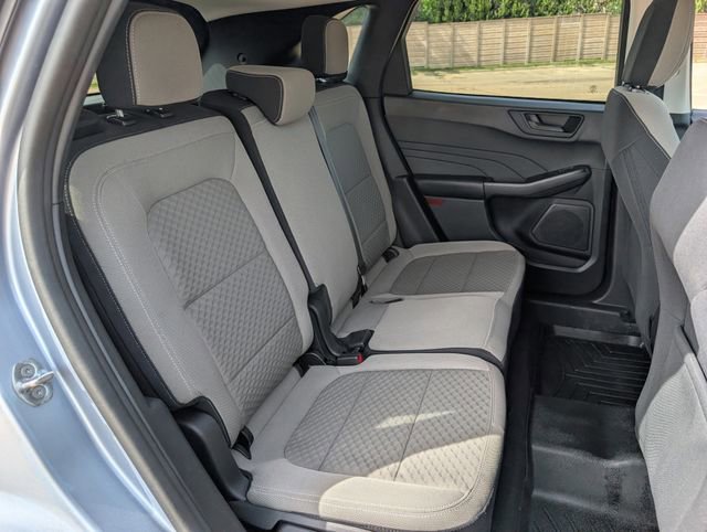 Used 2022 Ford Escape SE FWD image 25