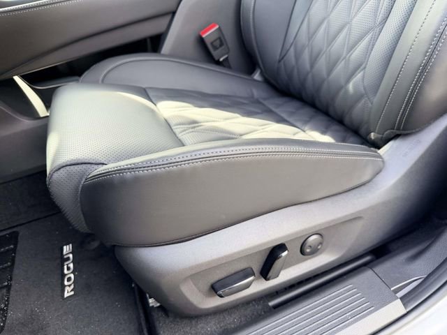 New 2026 Nissan Rogue Platinum w/ Platinum Premium Package image 15