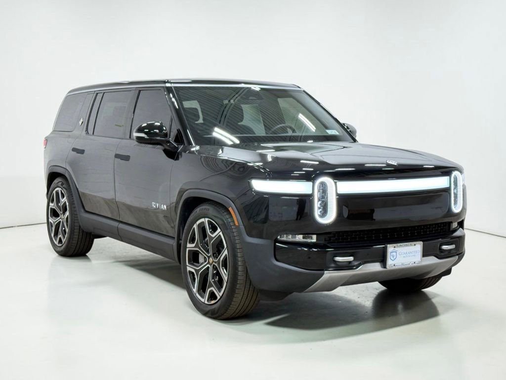 Used 2024 Rivian R1S Adventure AWD/4WD image 10