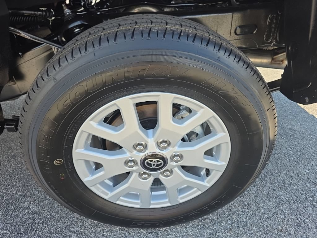 New 2026 Toyota Tacoma SR AWD/4WD image 7