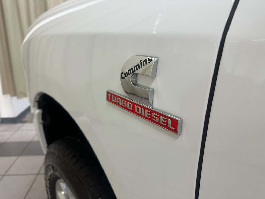 Used 2024 RAM 2500 Laramie image 12
