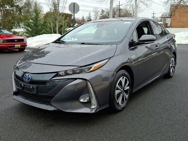 Used 2019 Toyota Prius Prime Advanced w/ Carpet Mat Package FWD image 3