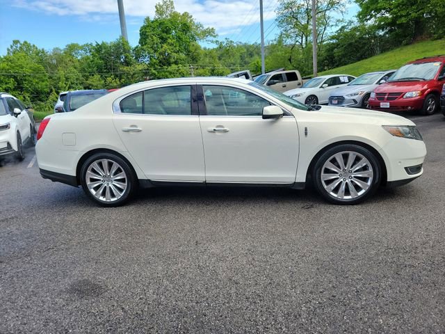 Used 2013 Lincoln MKS AWD image 30