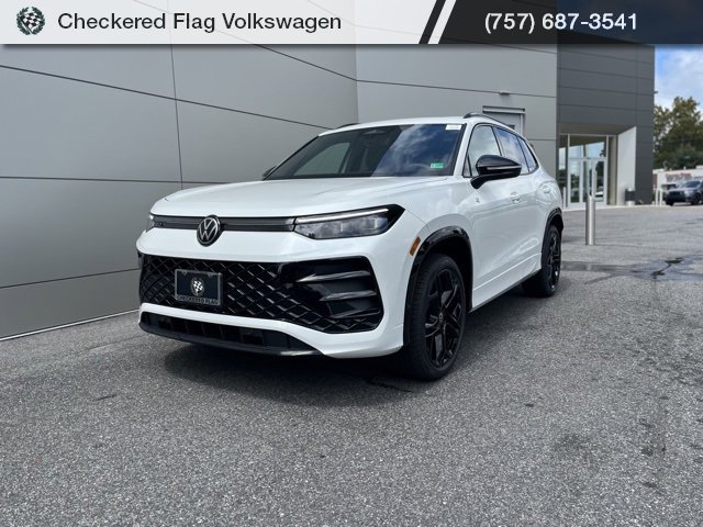 New 2025 Volkswagen Tiguan SE R-Line image 11