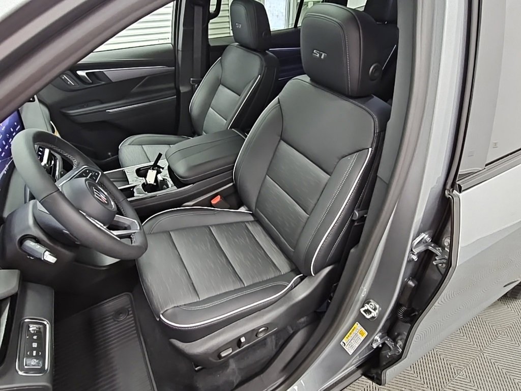 New 2026 Buick Enclave Sport Touring image 28