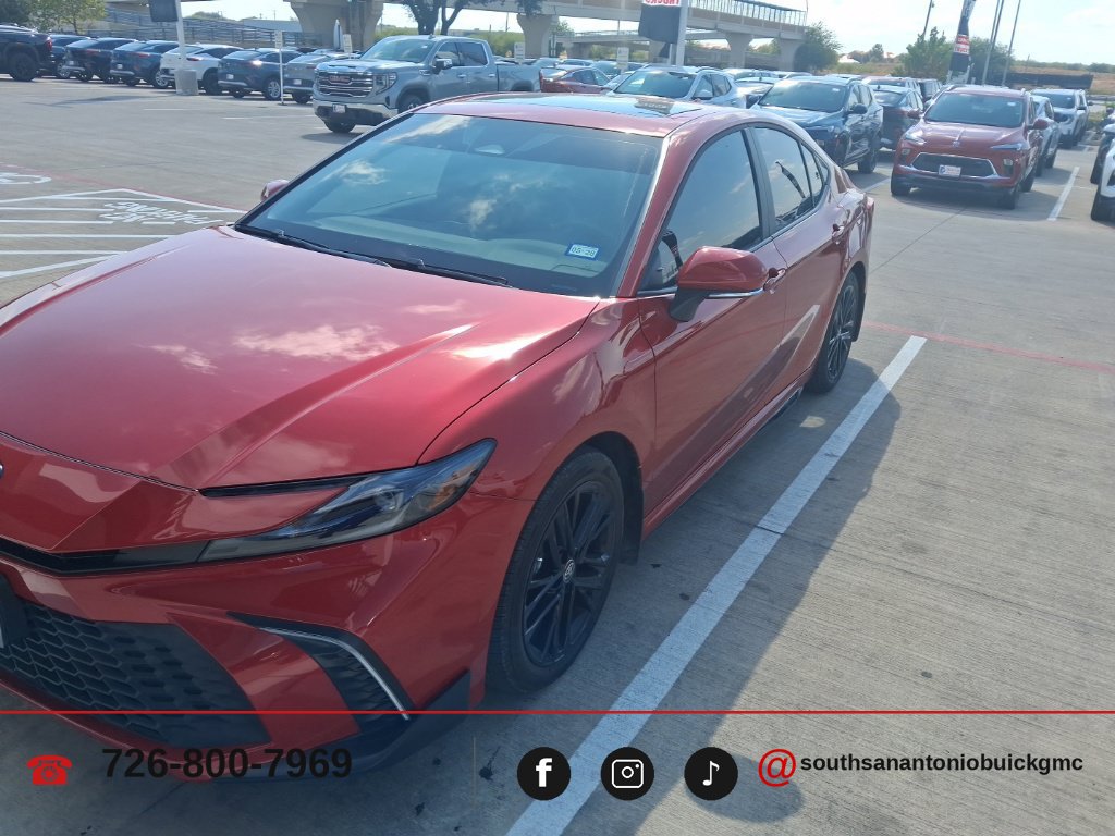 Used 2026 Toyota Camry SE w/ Convenience Package