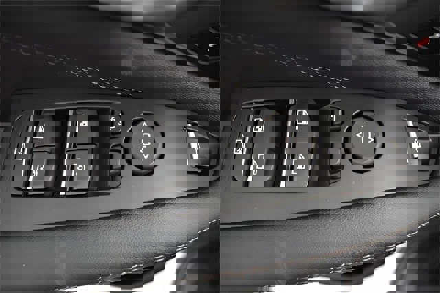 New 2026 BMW X5 xDrive40i w/ M Sport Package image 15