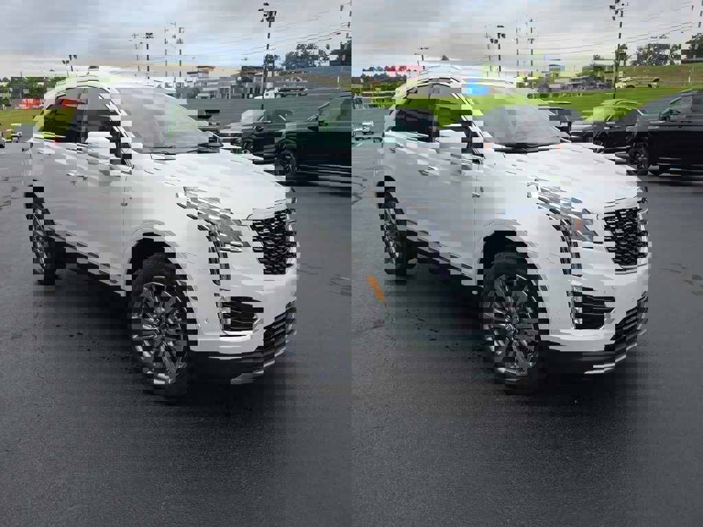 New 2025 Cadillac XT5 Premium Luxury w/ Technology Package image 2