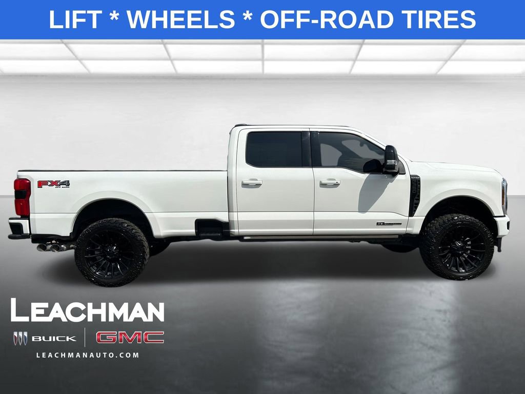 Used 2025 Ford F350 Platinum image 2