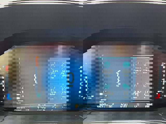 Used 2025 Ford Escape ST-Line image 19